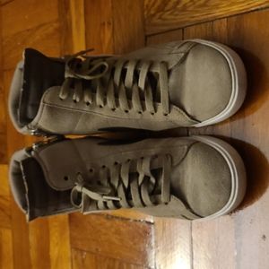 Nike Women's Blazer Mid Rebel XX Neutral Olive